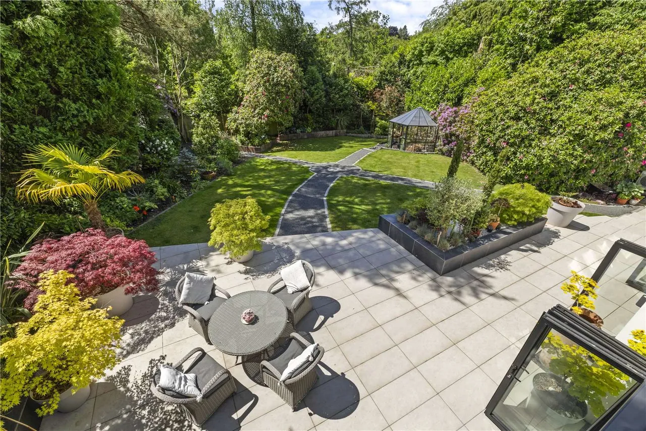 Maywood Drive, Camberley, GU15, photo 20