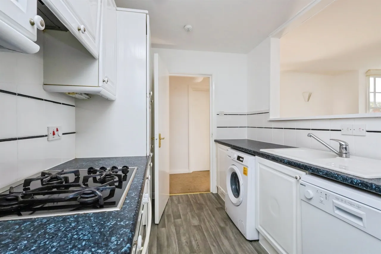Darley Road, Eastbourne, photo 6