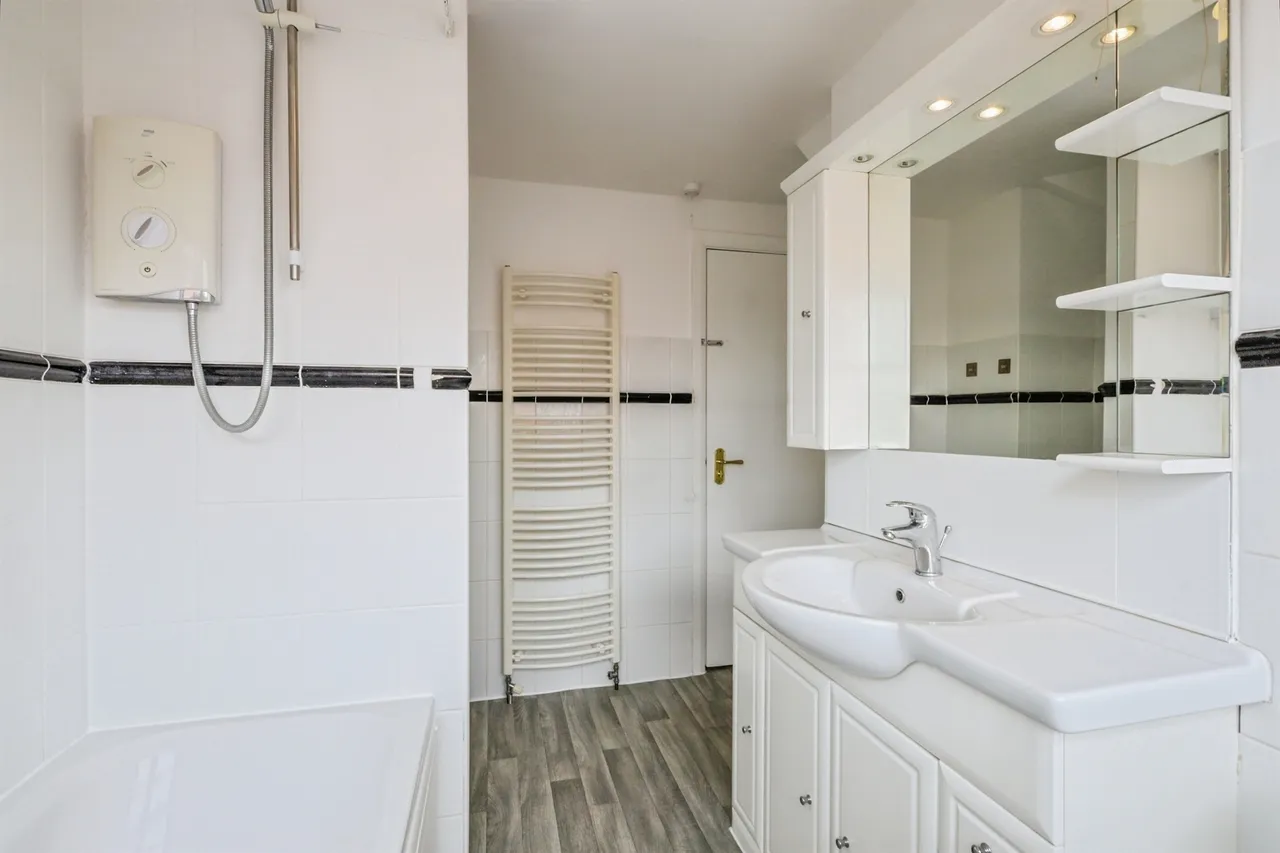 Darley Road, Eastbourne, photo 11