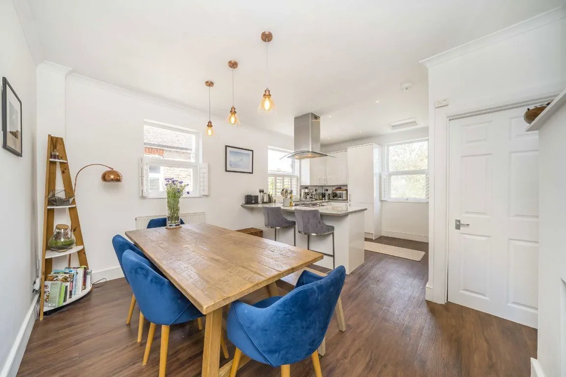 Tranmere Road, SW18, photo 3