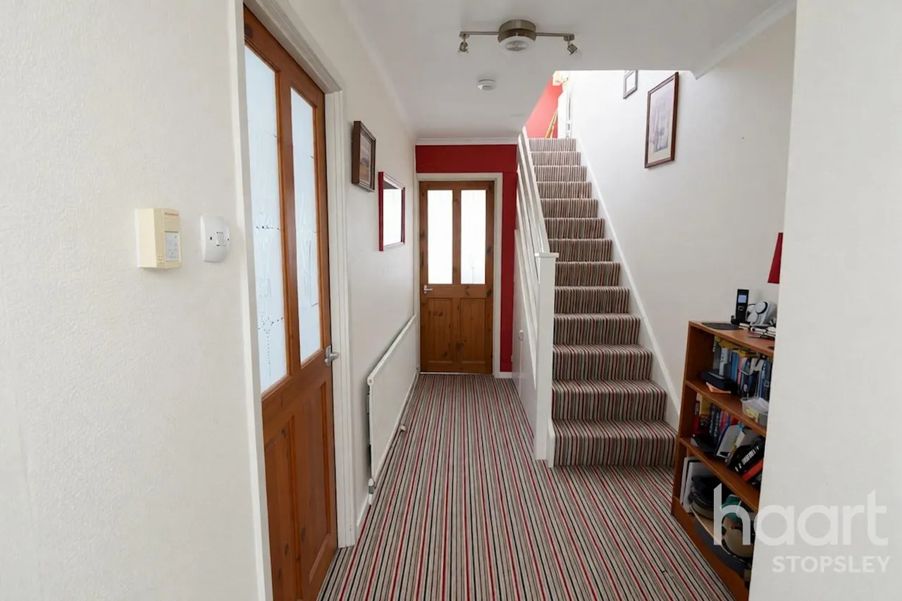 Lancing Road, Luton, LU2, photo 9