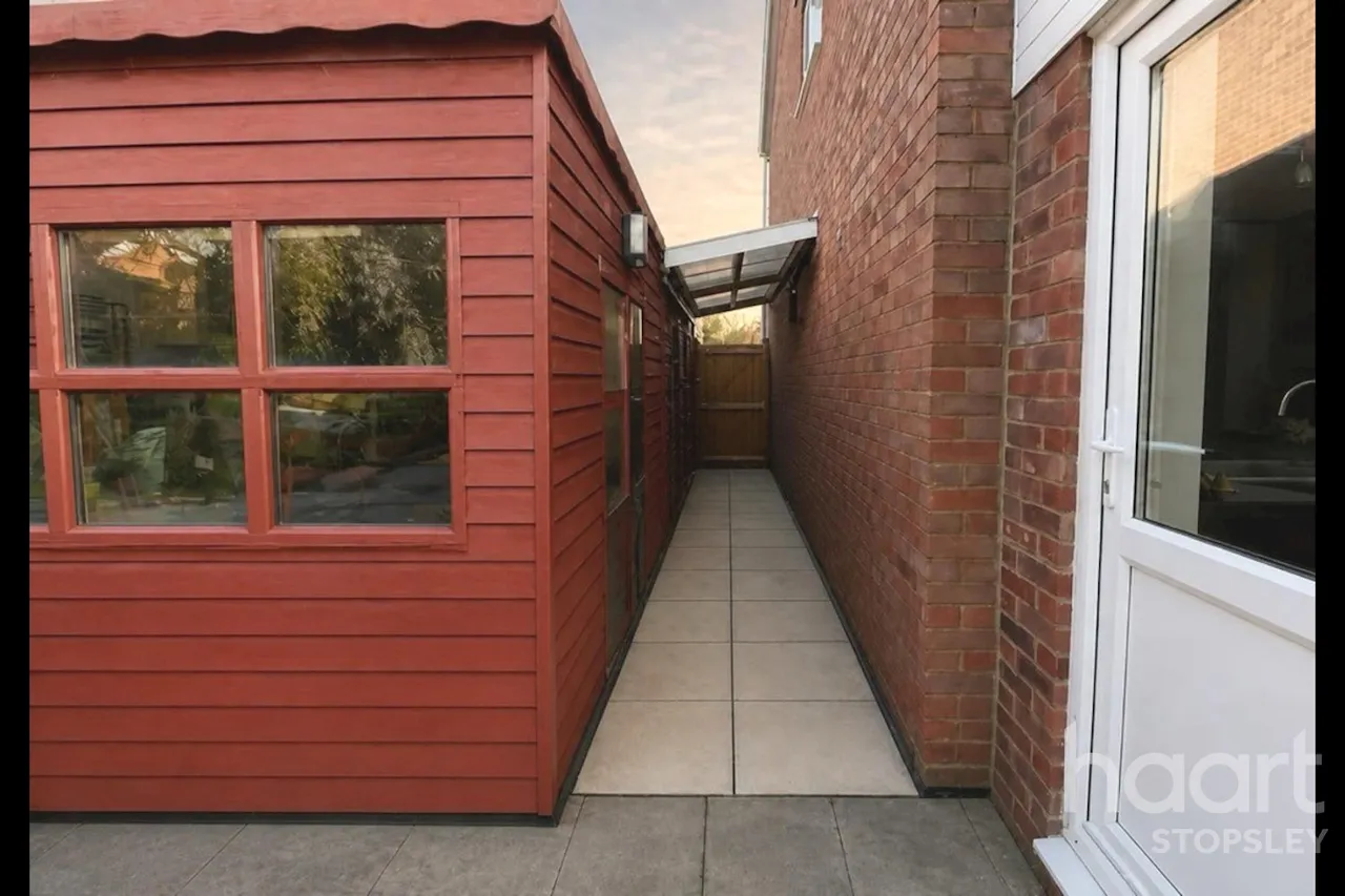 Lancing Road, Luton, LU2, photo 14