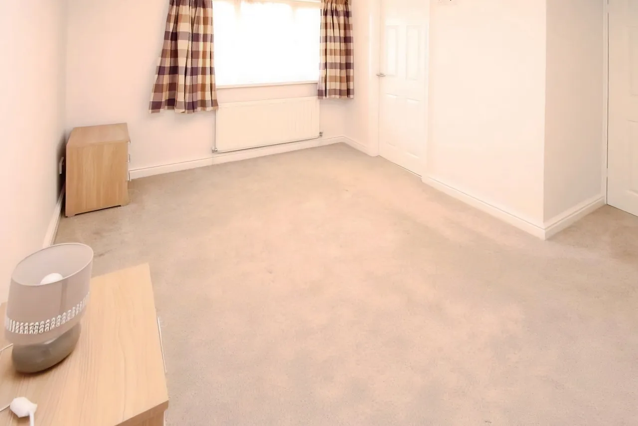Barlow Road, Altrincham, WA14, photo 11