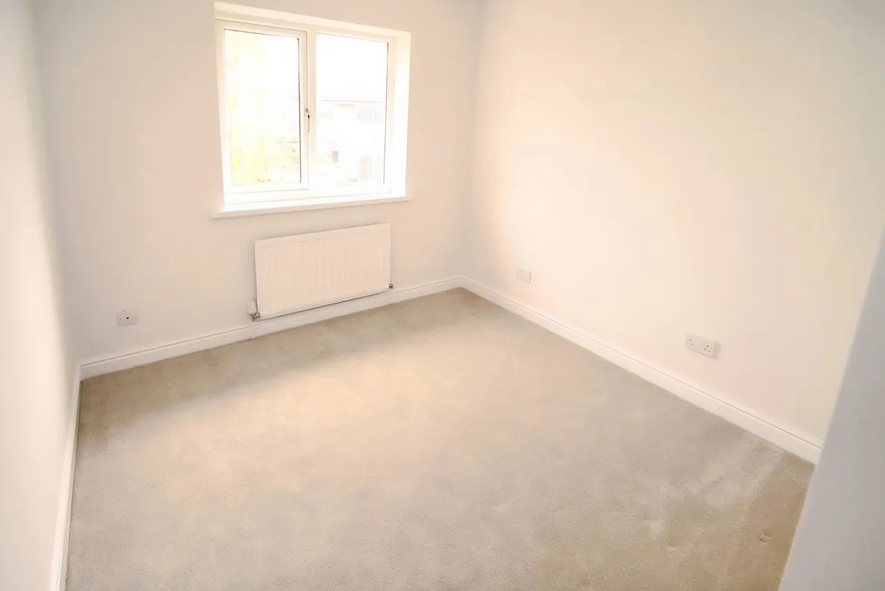 Barlow Road, Altrincham, WA14, photo 9