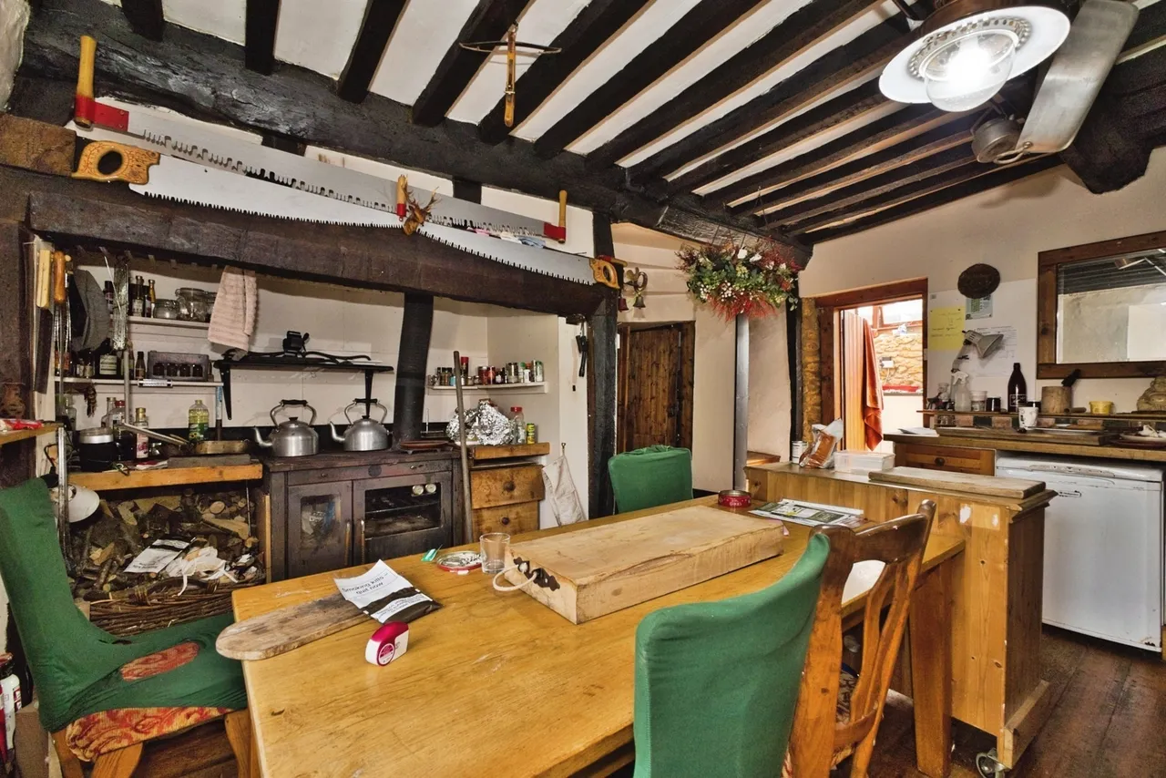 North Street, Haselbury Plucknett, TA18, photo 13