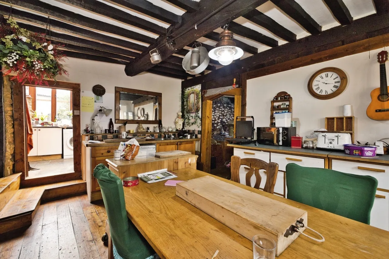 North Street, Haselbury Plucknett, TA18, photo 4