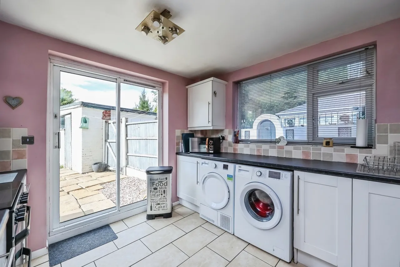 Farnborough Road, Clifton, NG11, photo 7