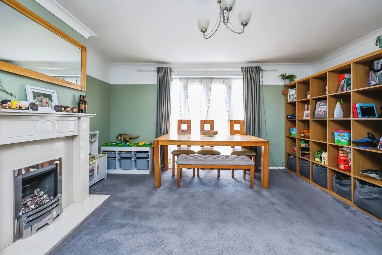 Farnborough Road, Clifton, NG11, photo 4
