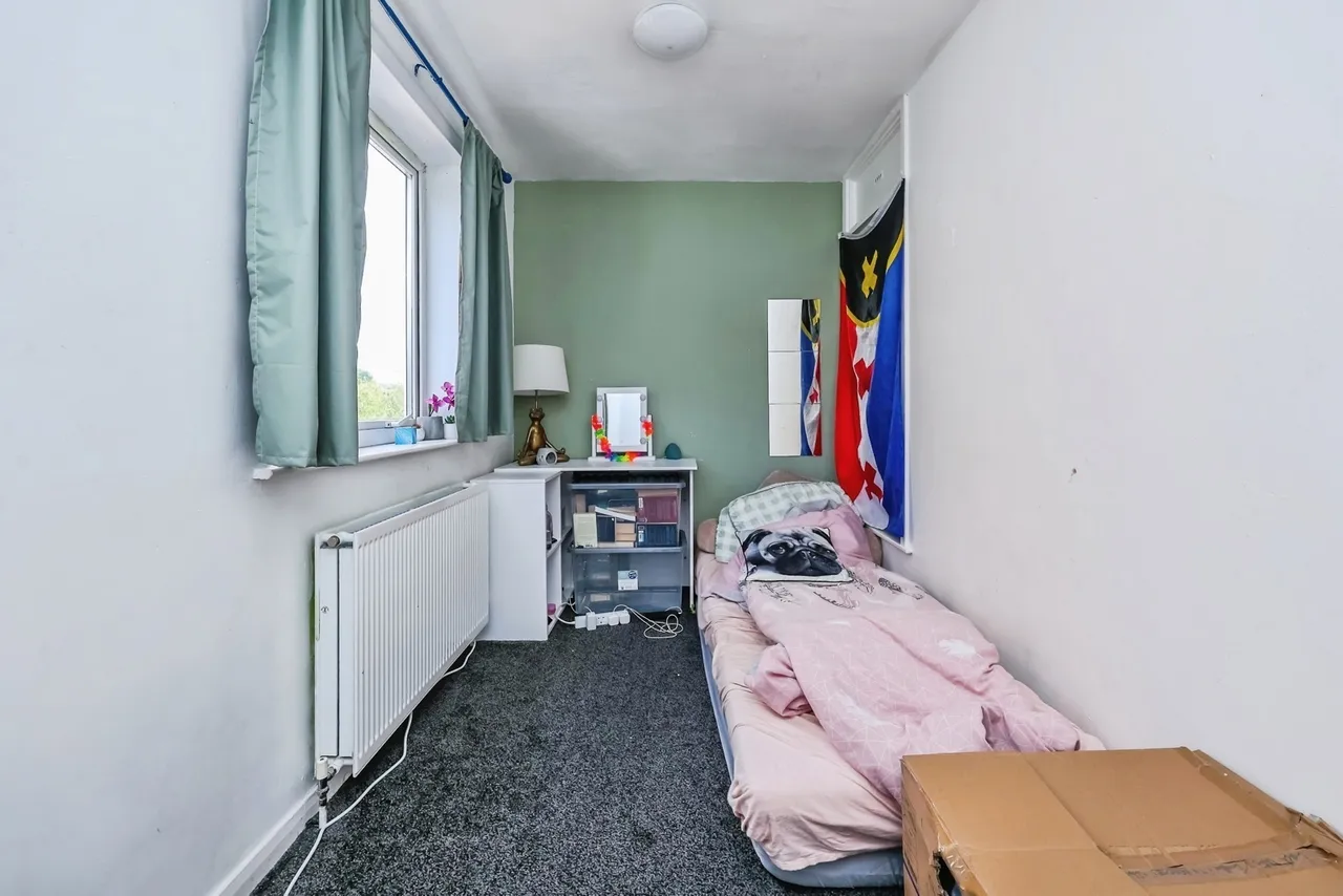 Farnborough Road, Clifton, NG11, photo 11
