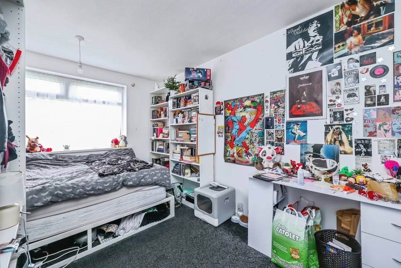 Farnborough Road, Clifton, NG11, photo 9