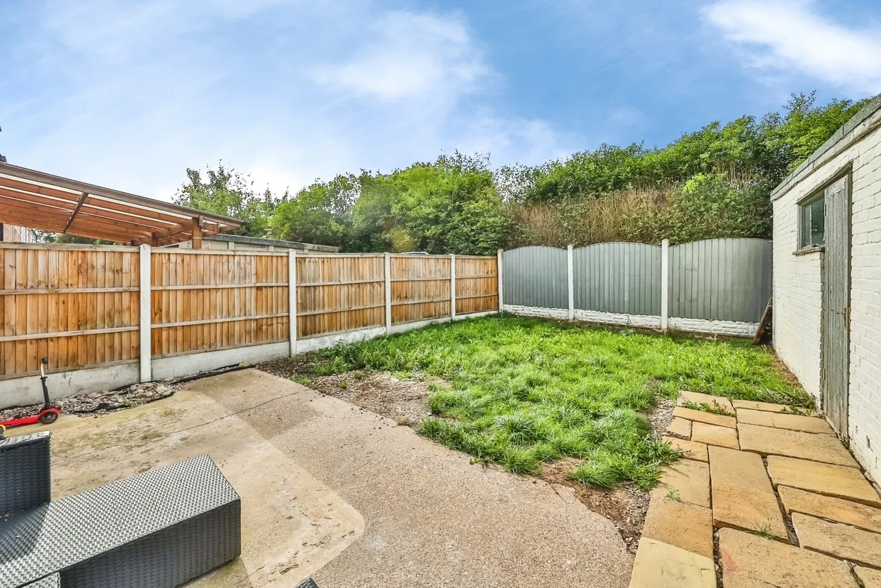 Farnborough Road, Clifton, NG11, photo 13