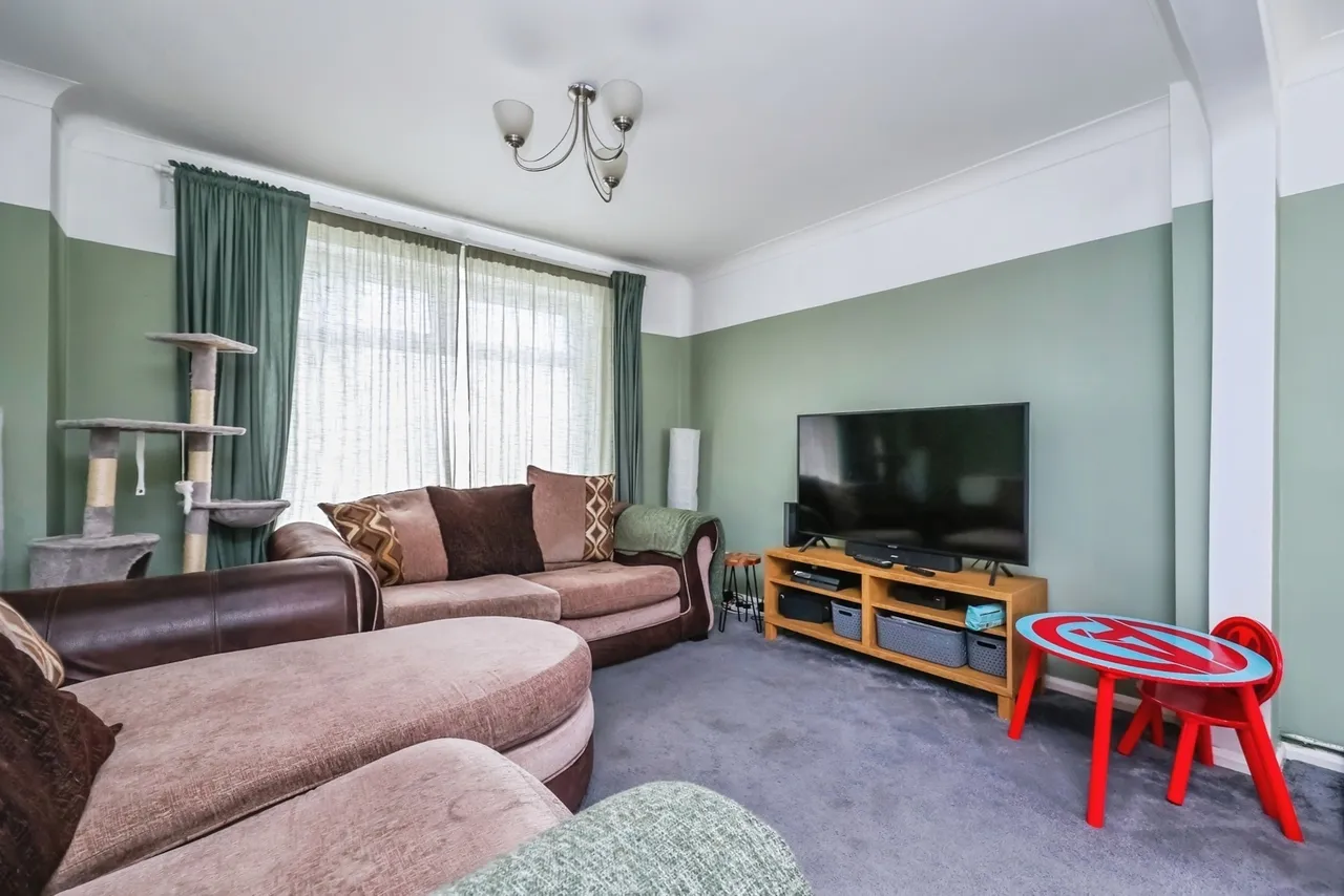 Farnborough Road, Clifton, NG11, photo 6
