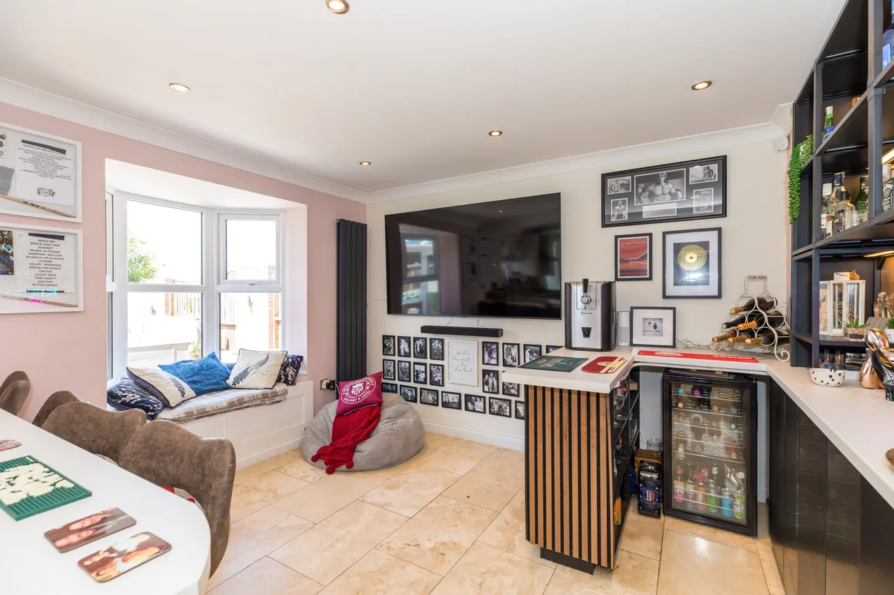 Heathland, Upholland, WN8, photo 7