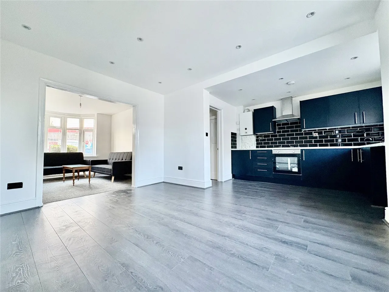 Central Avenue, Nuneaton, Warwickshire, CV11, photo 14