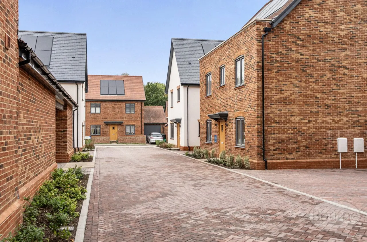 Brookwood Road, Petersfield, GU31, photo 19