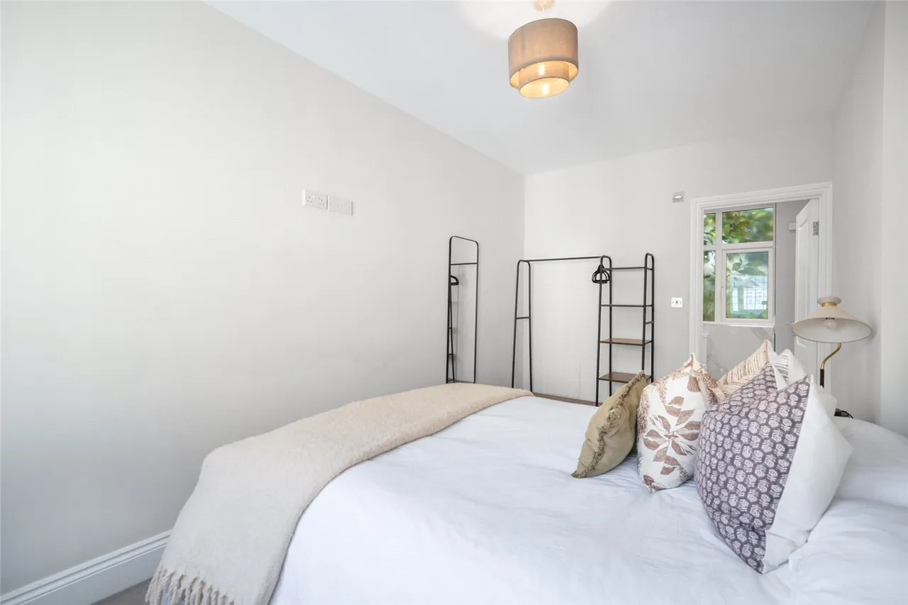 Menelik Road, London, NW2, photo 11