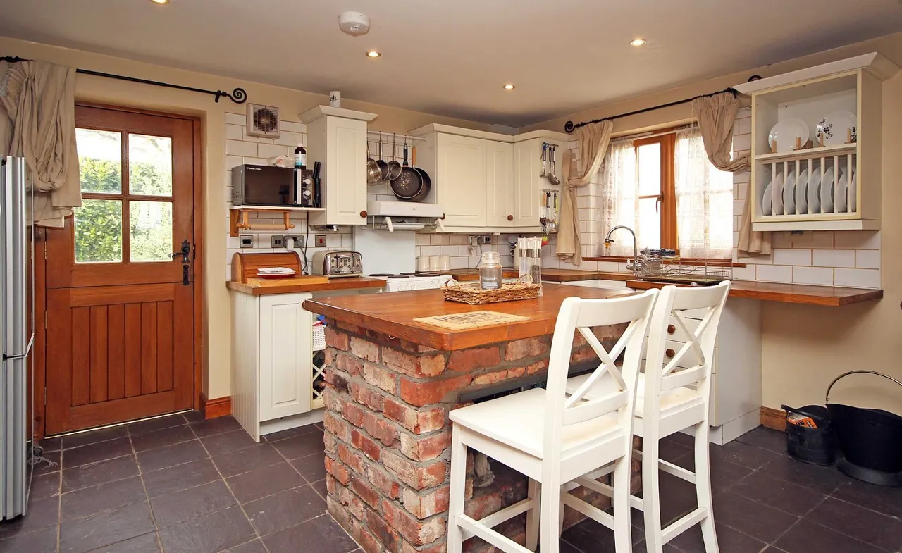 Talwrn, Llangefni, photo 4