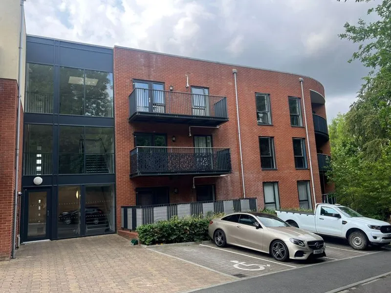 1 bed flat for sale — Olympic Way, High Wycombe HP13 7PR