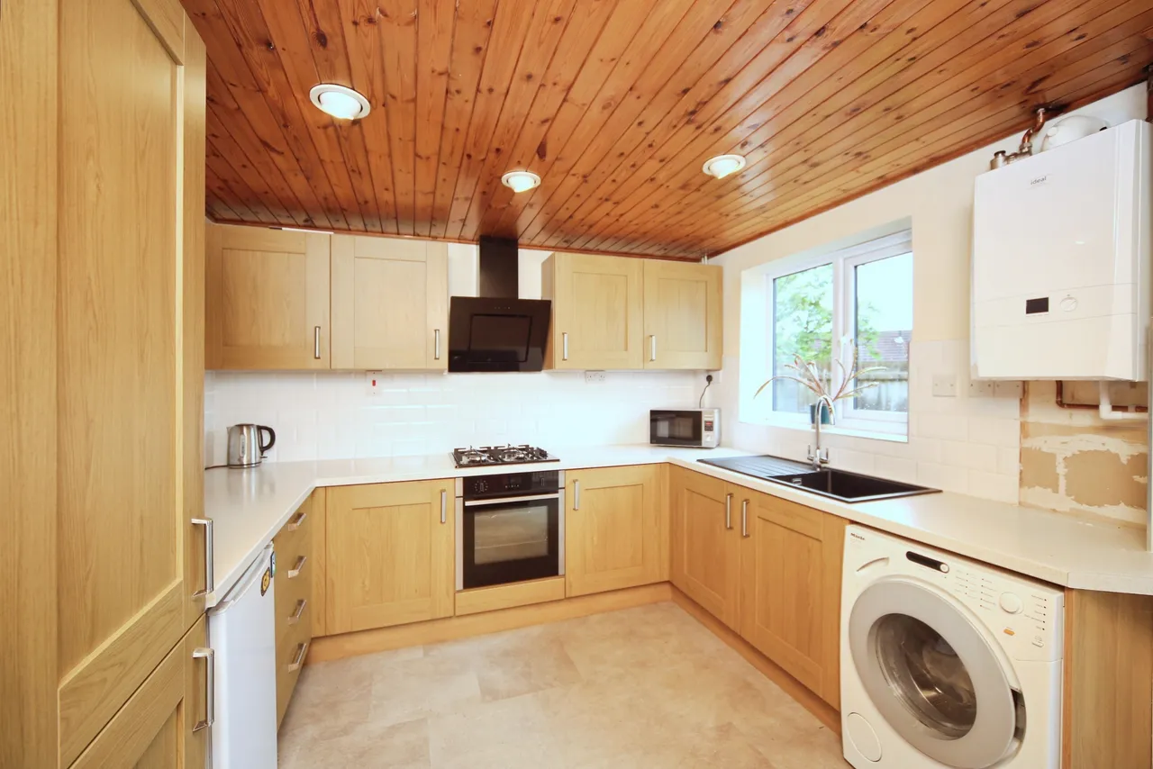 Barn Close, Bromsgrove, photo 6