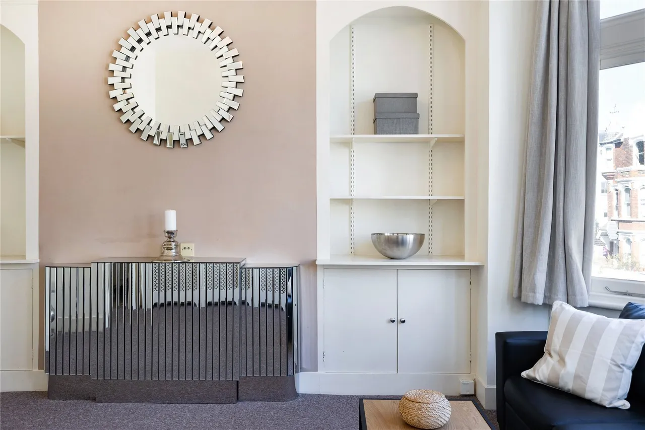 Whittingstall Road, London, SW6, photo 9
