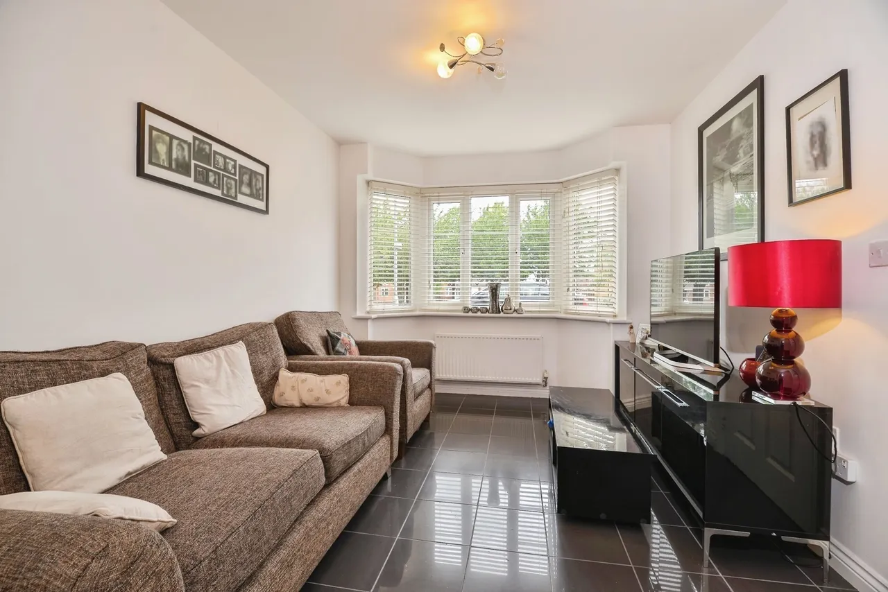 Oval View, Middlesbrough, North Yorkshire, TS4, photo 2