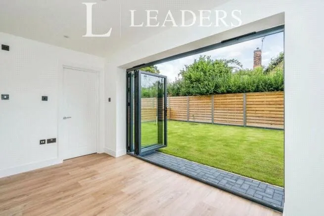 Highlands Road, Fareham, PO15, photo 5