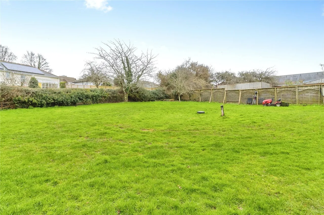 Brixham Road, Paignton, TQ4, photo 3