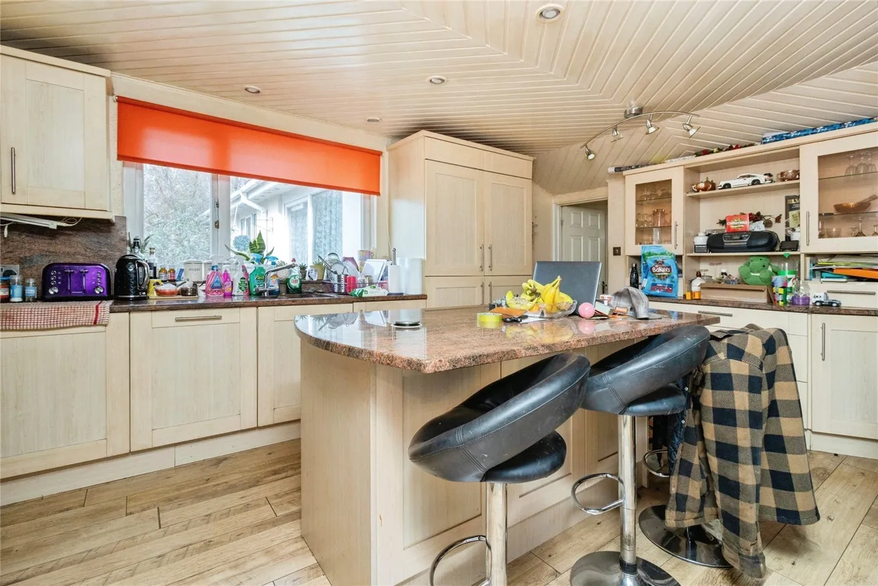 Brixham Road, Paignton, TQ4, photo 6