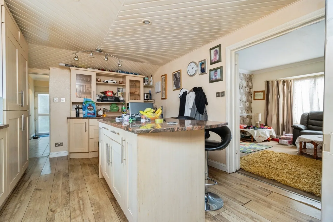 Brixham Road, Paignton, TQ4, photo 4