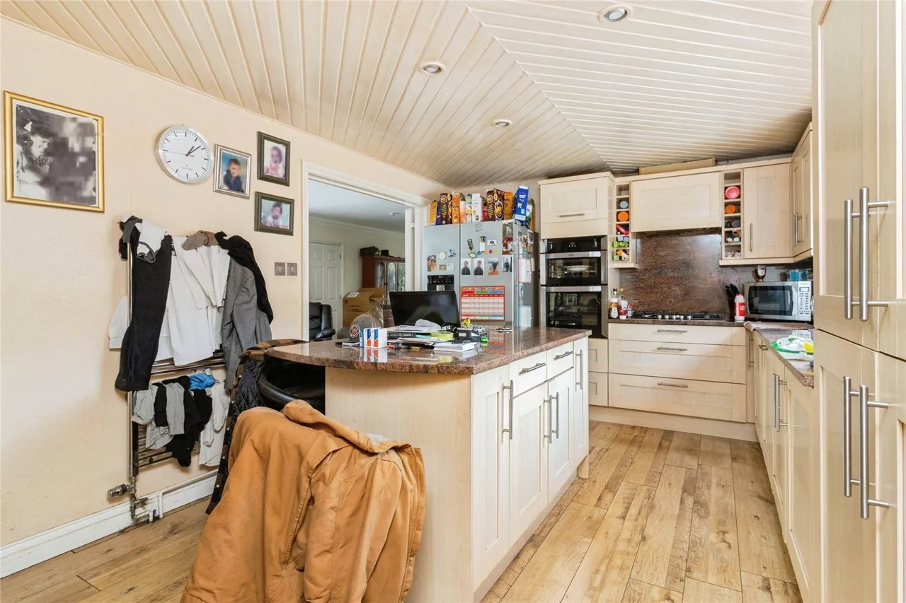 Brixham Road, Paignton, TQ4, photo 5