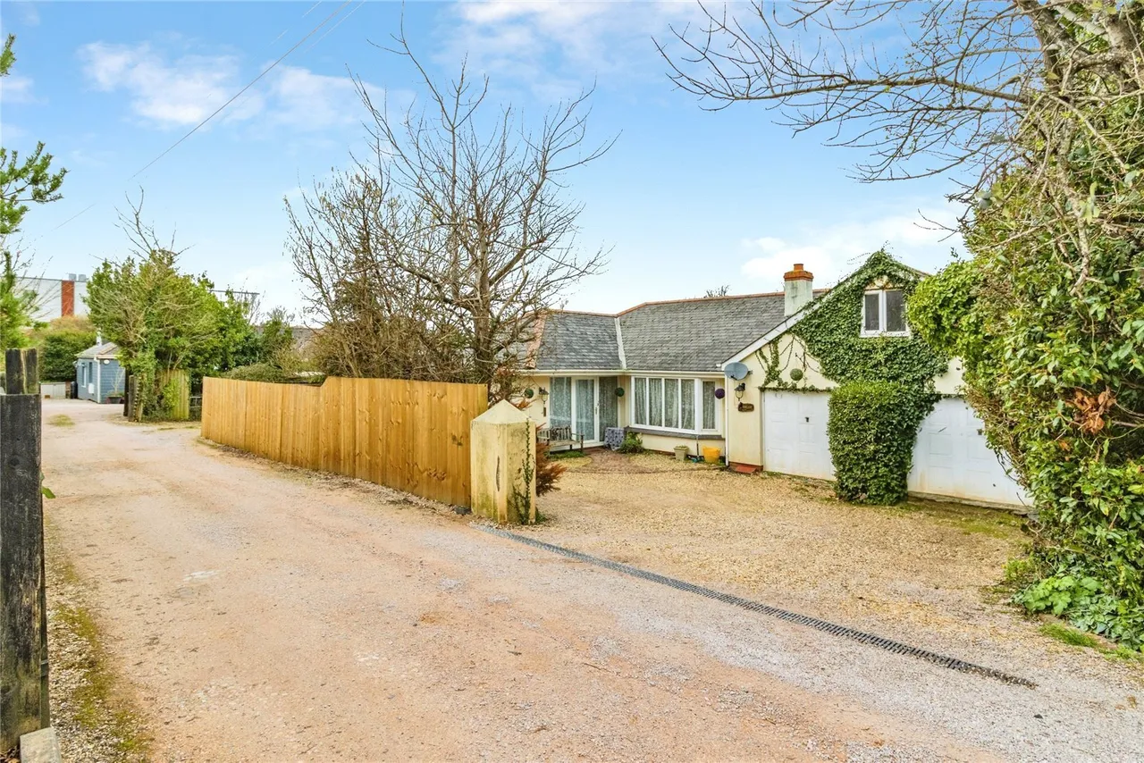 5 bed house for sale, Brixham Road, Paignton, TQ4