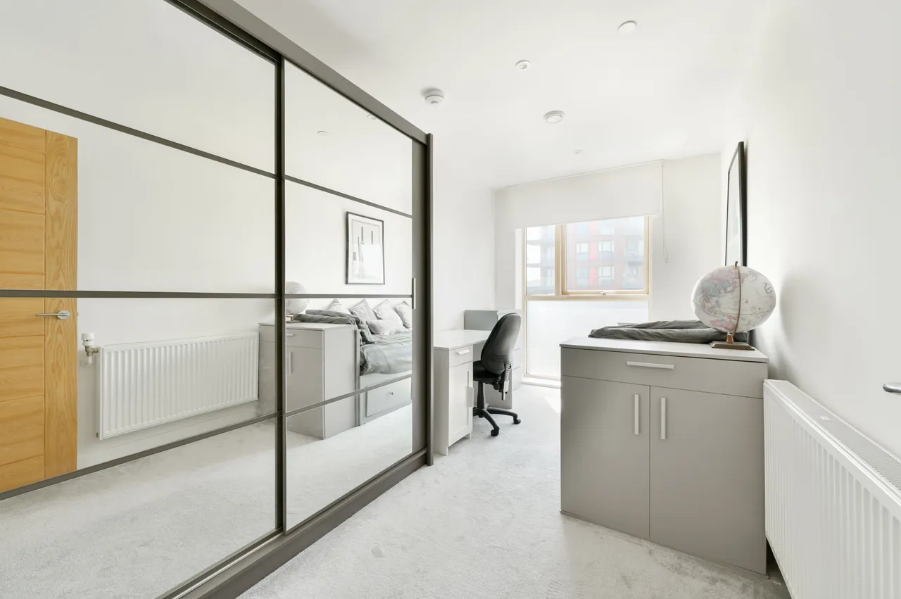 38 Ipswich Court, Copley Close, Hanwell, photo 5