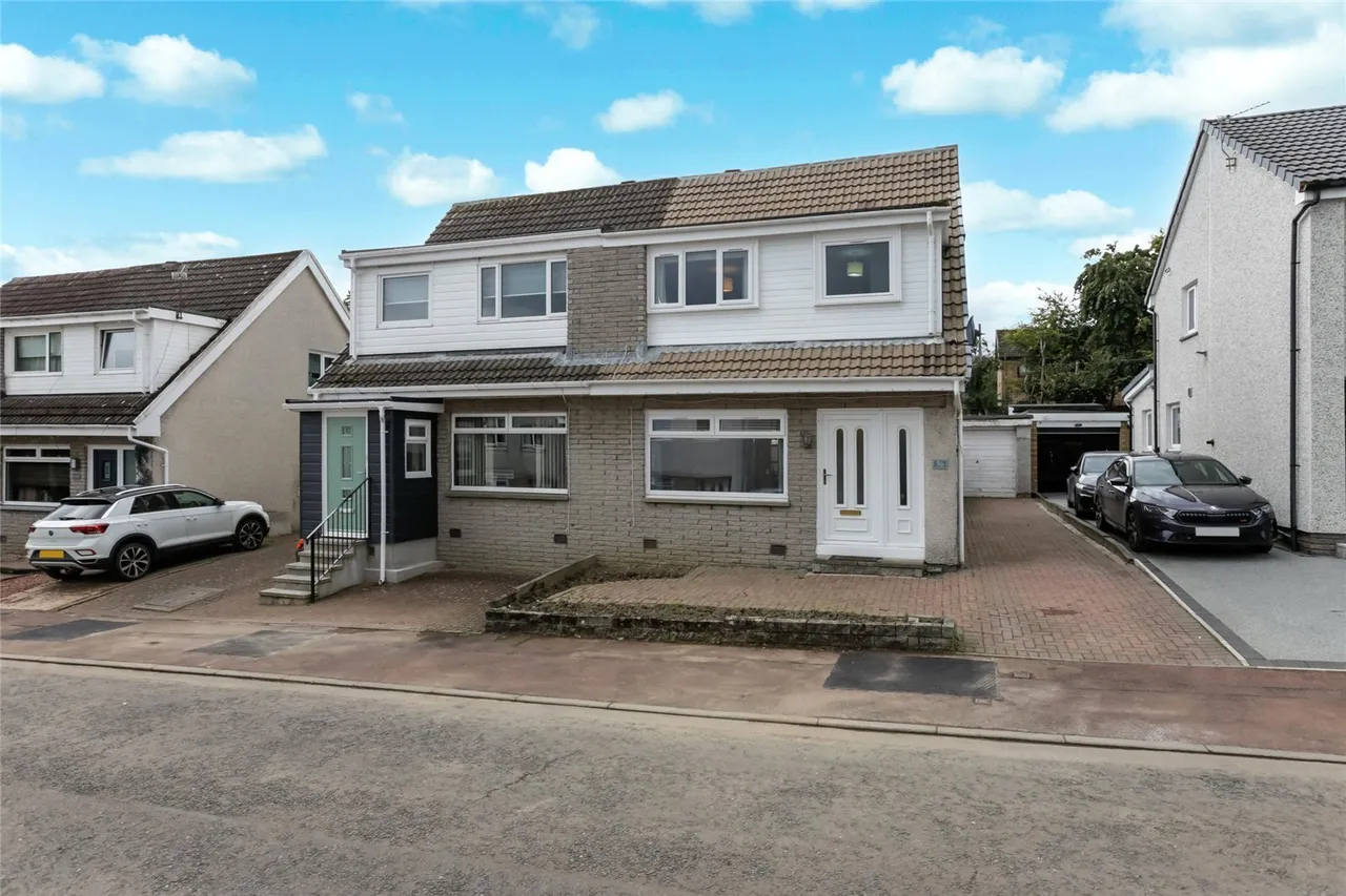 3 bed house for sale — Allan Avenue, Carluke, South Lanarkshire, ML8