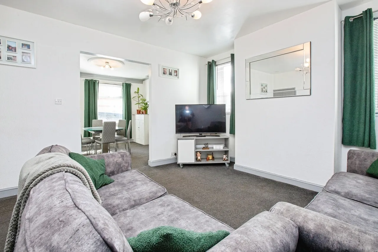 John Street, Sutton-in-Ashfield, NG17, photo 2