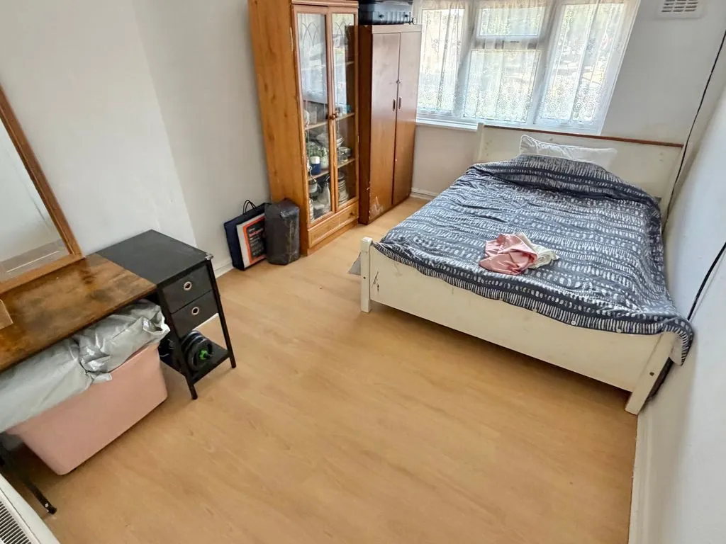 Finchley Road, Kingstanding, B44, photo 10