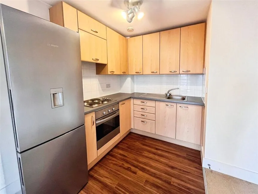 Alencon Link, Basingstoke, Hampshire, RG21, photo 2