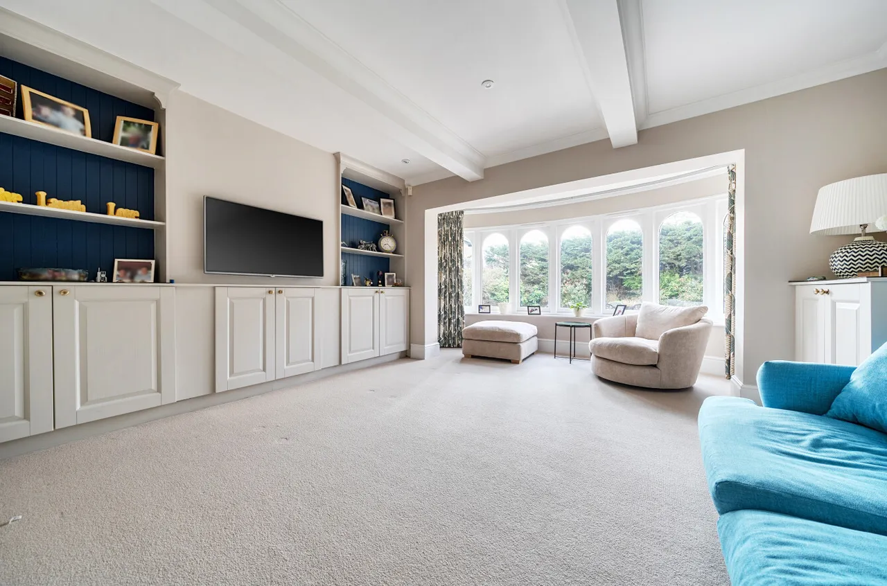 Field Way, Compton, SO21, photo 7