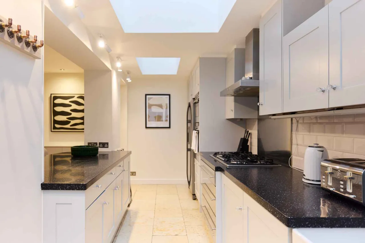 Strathearn Place, London, W2, photo 2