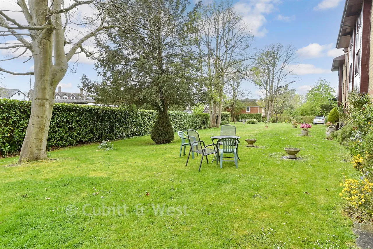 Reigate Hill, Reigate, RH2, photo 6