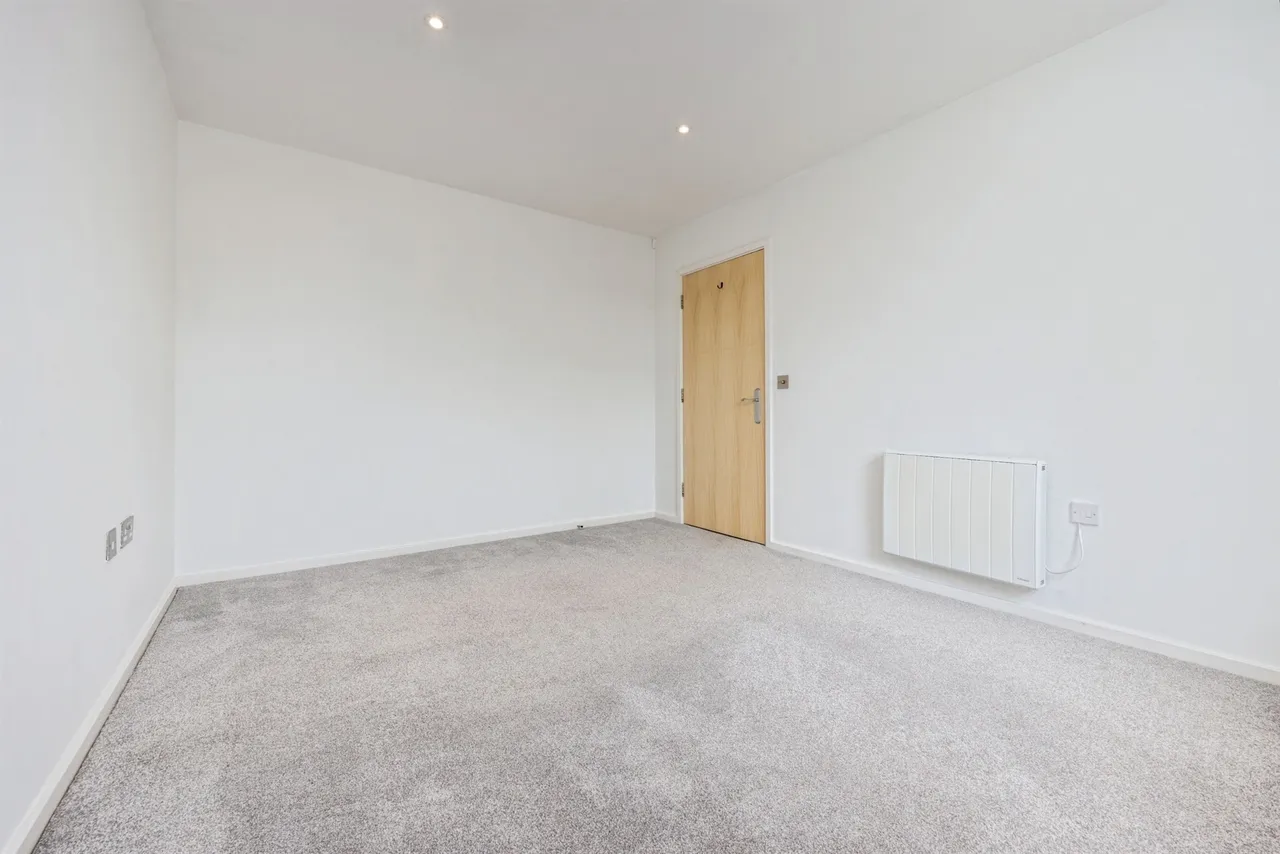 Alder Road, Weston Turville, HP22, photo 17