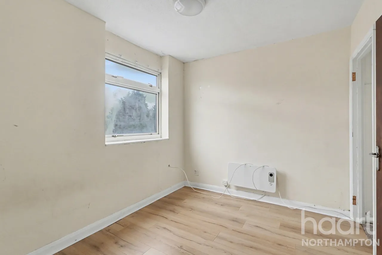 Limehurst Square, Northampton, NN5, photo 6