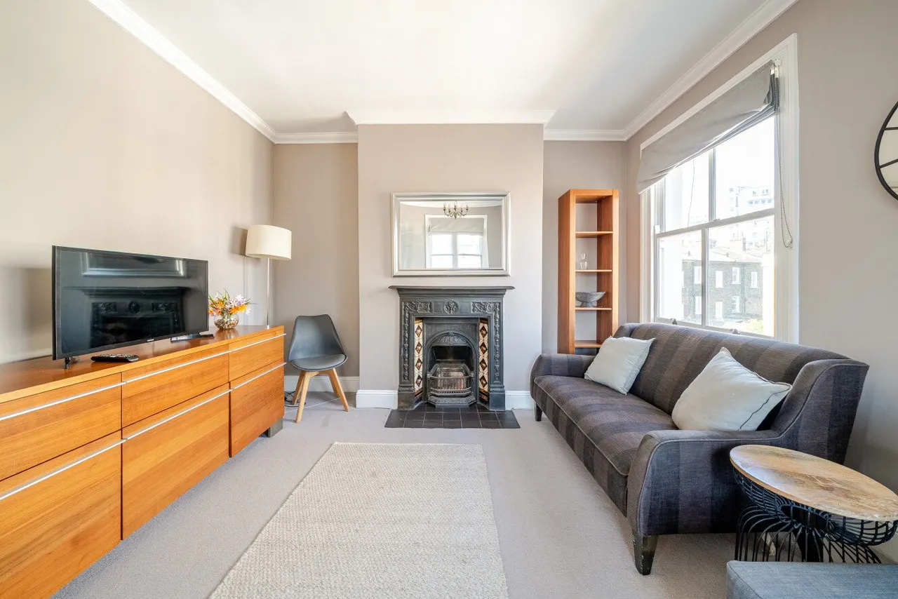 Queenstown Road, Battersea, London, SW8, photo 9