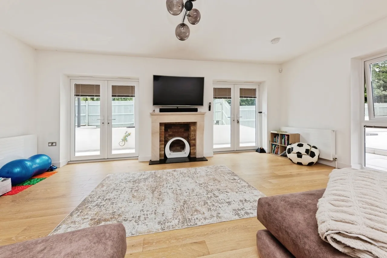 Lynwood Green, Sandwich Road, Whitfield, Dover, CT16, photo 19