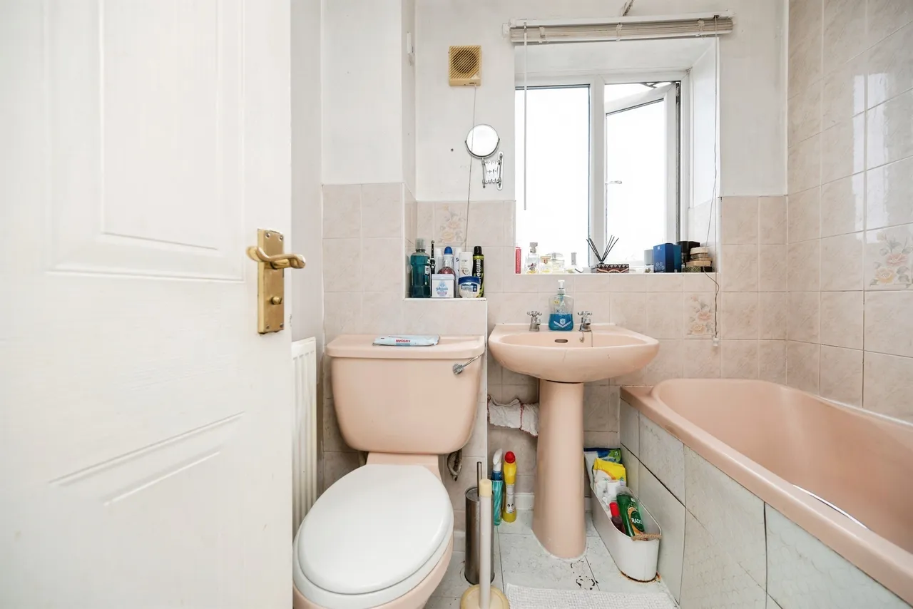 Steven Drive, Bilston, WV14, photo 15