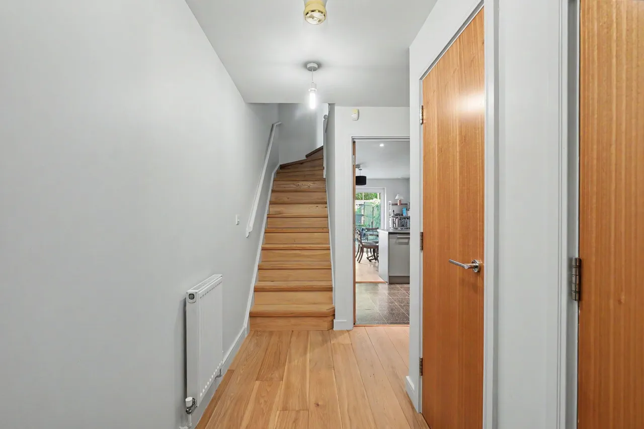 Crossfield Walk, Holborough Lakes, photo 10