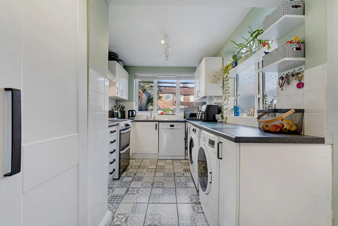 St. Annes Road, Widnes, Widnes, WA8 6RB, photo 4