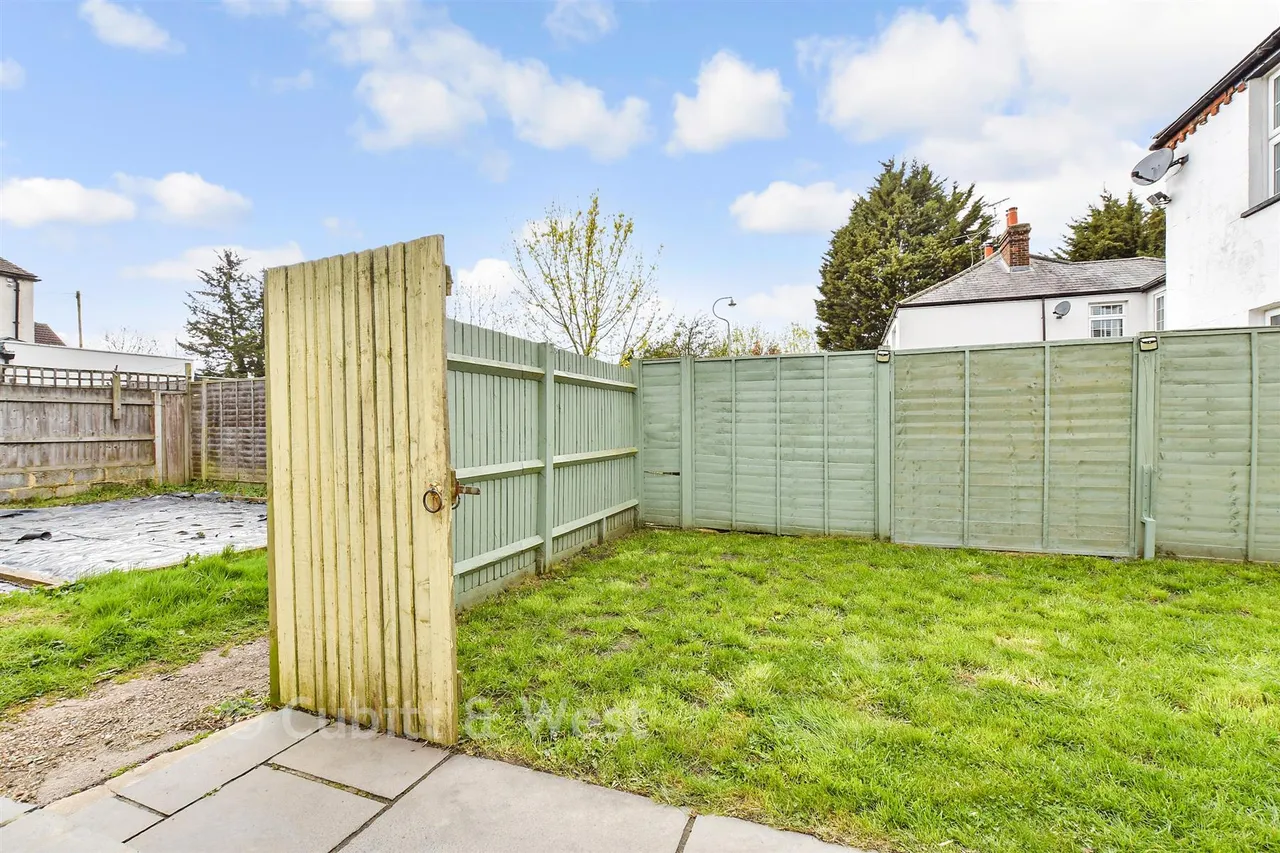 Kingston Road, Leatherhead, KT22, photo 12