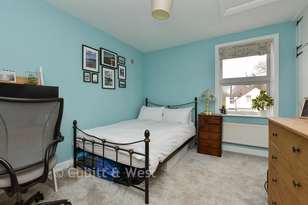 Kingston Road, Leatherhead, KT22, photo 7