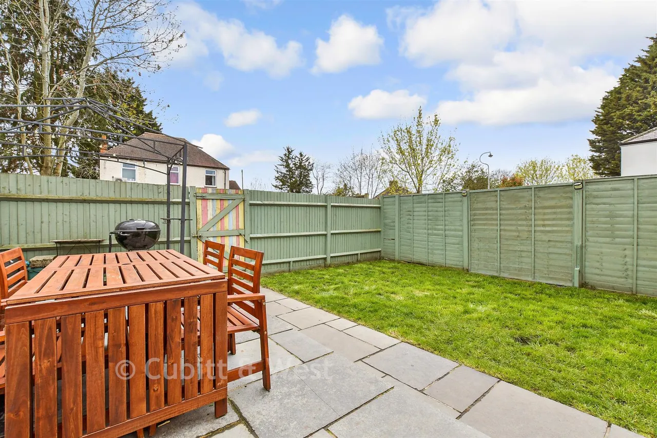 Kingston Road, Leatherhead, KT22, photo 10