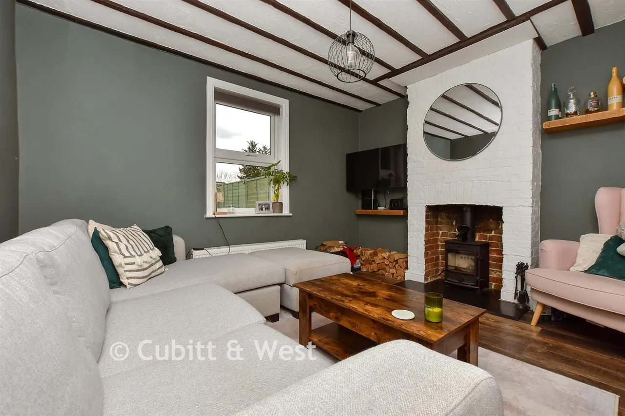 Kingston Road, Leatherhead, KT22, photo 4